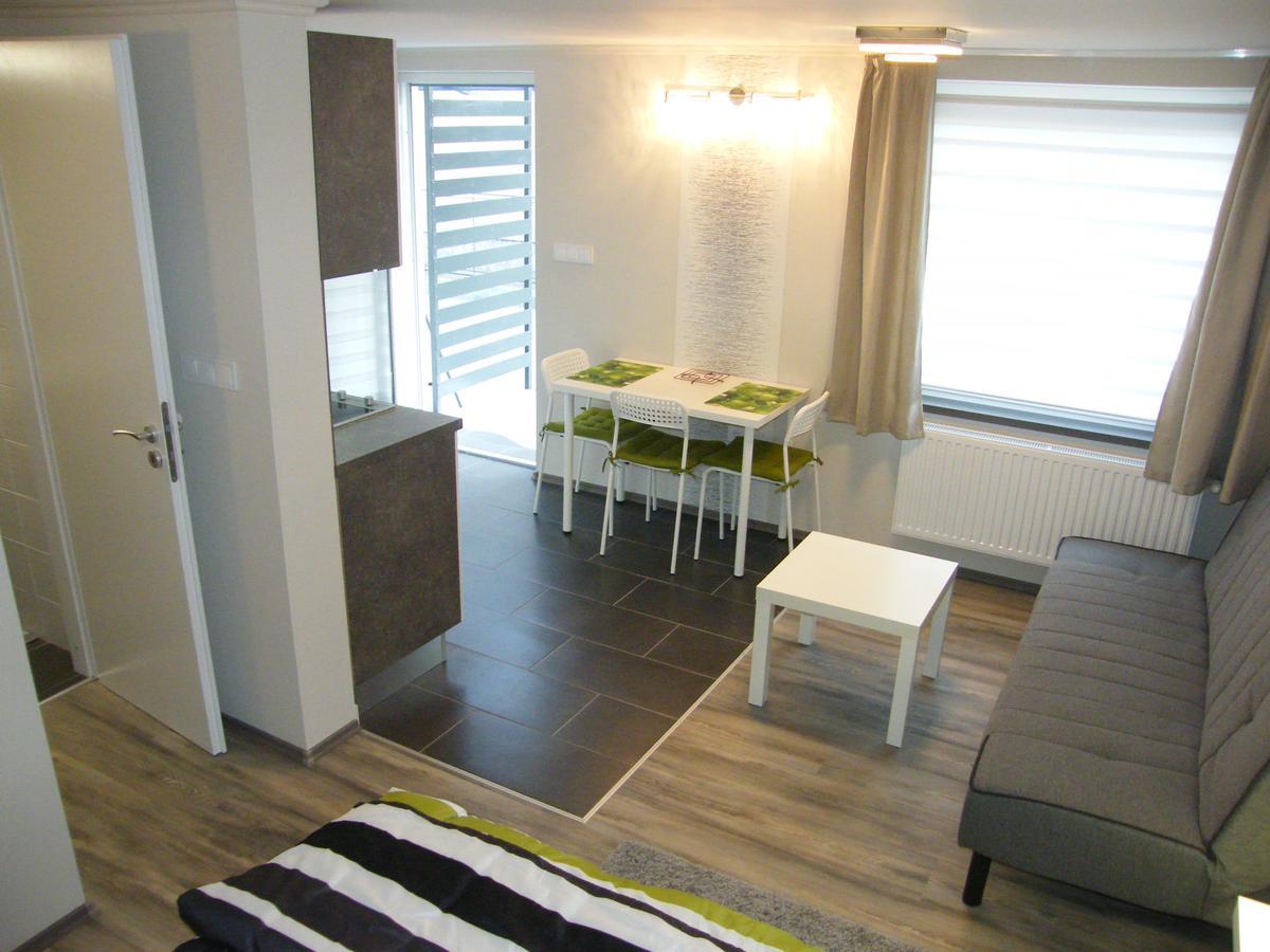 Gyarmati Apartman Siófok Esterno foto